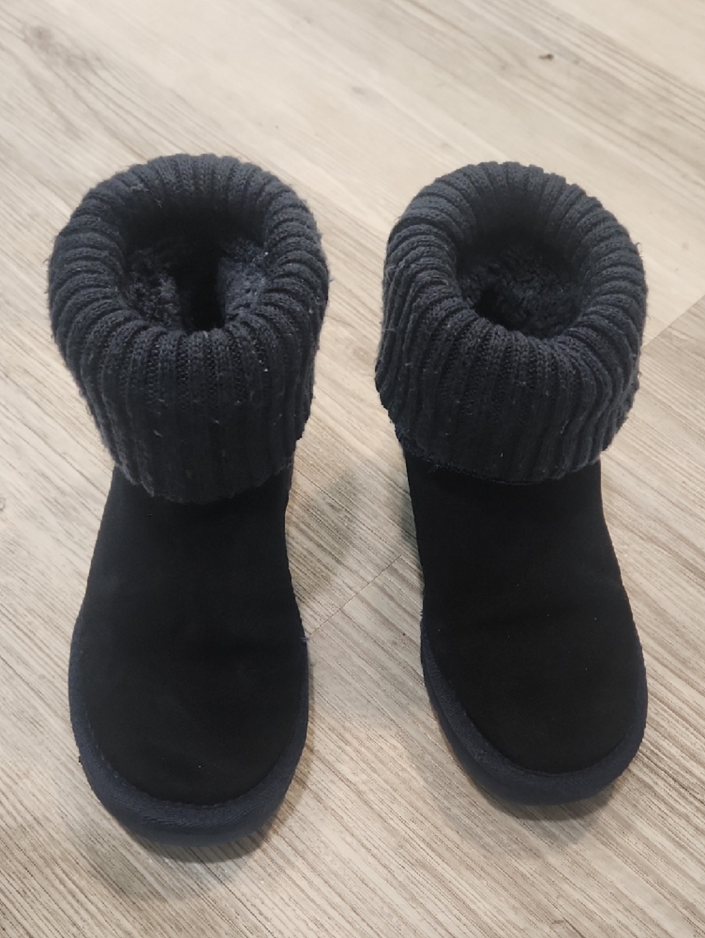 UGG Dark Blur Knit Cuff Short Boots - Picture 3 of 8